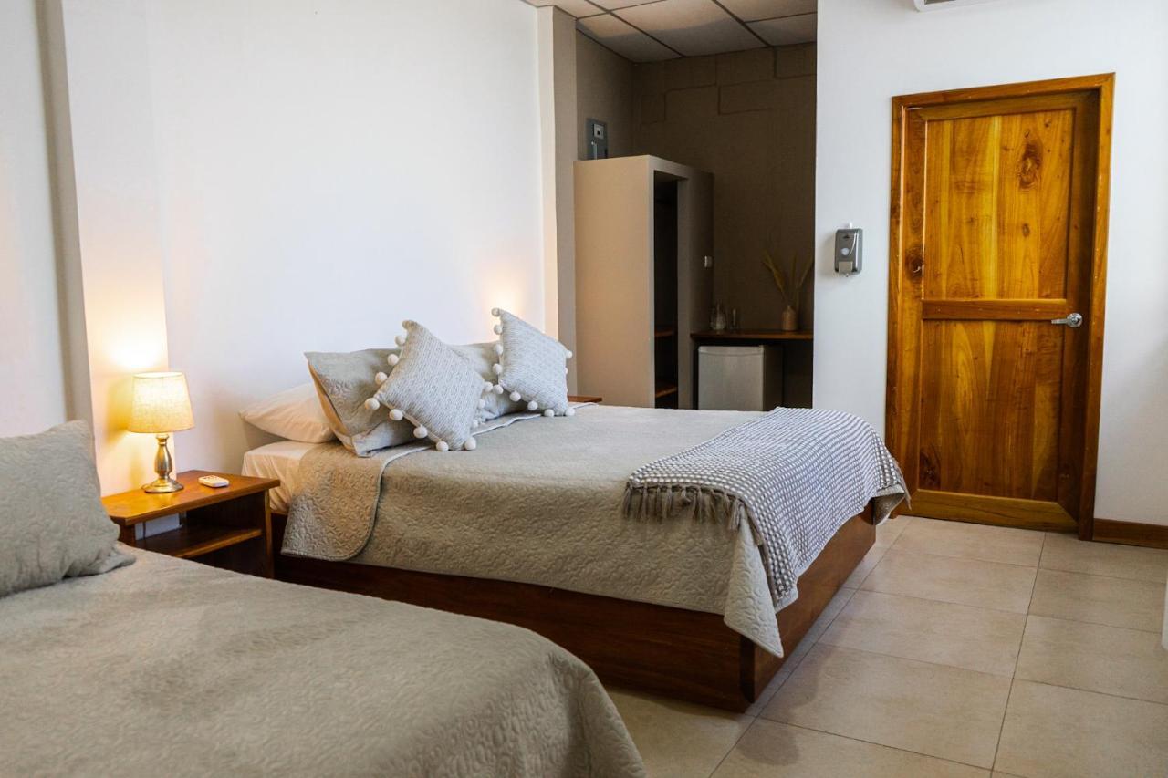 Hotel Ayre By Baltra Puerto Ayora  Bagian luar foto
